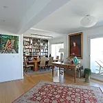 My House With Private Terrace In Paris